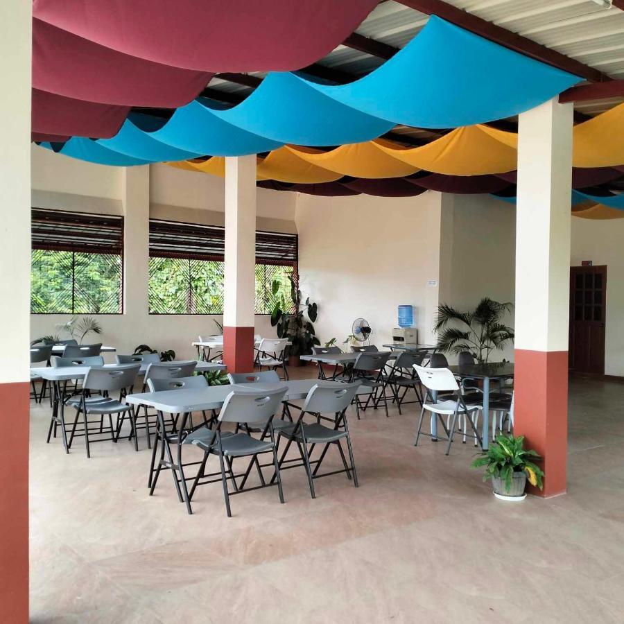 Tessie'S Home Stay Bed & Breakfast Puerto Princesa ภายนอก รูปภาพ